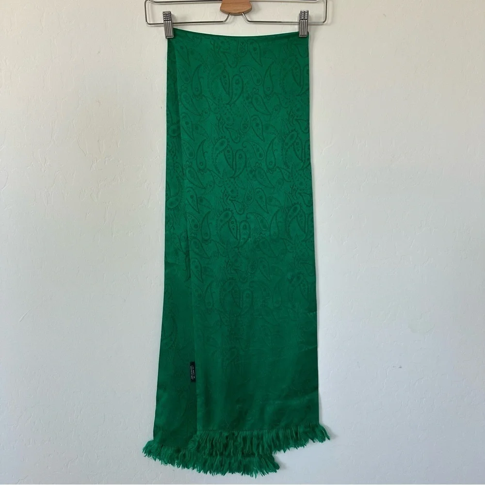 Vintage Specialty House Green Paisley Fringe 100% Silk Scarf
